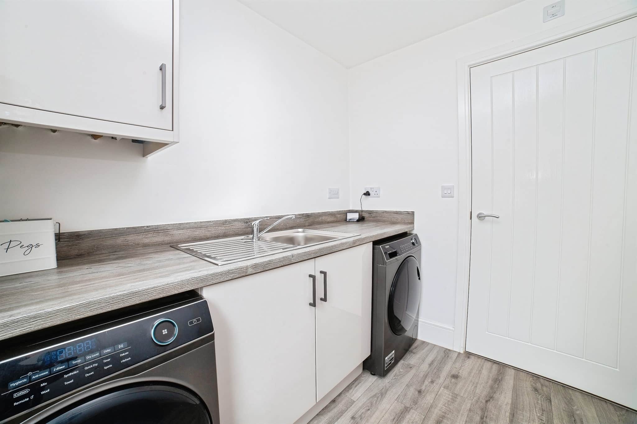 Property at Aumonier Way, Alfreton