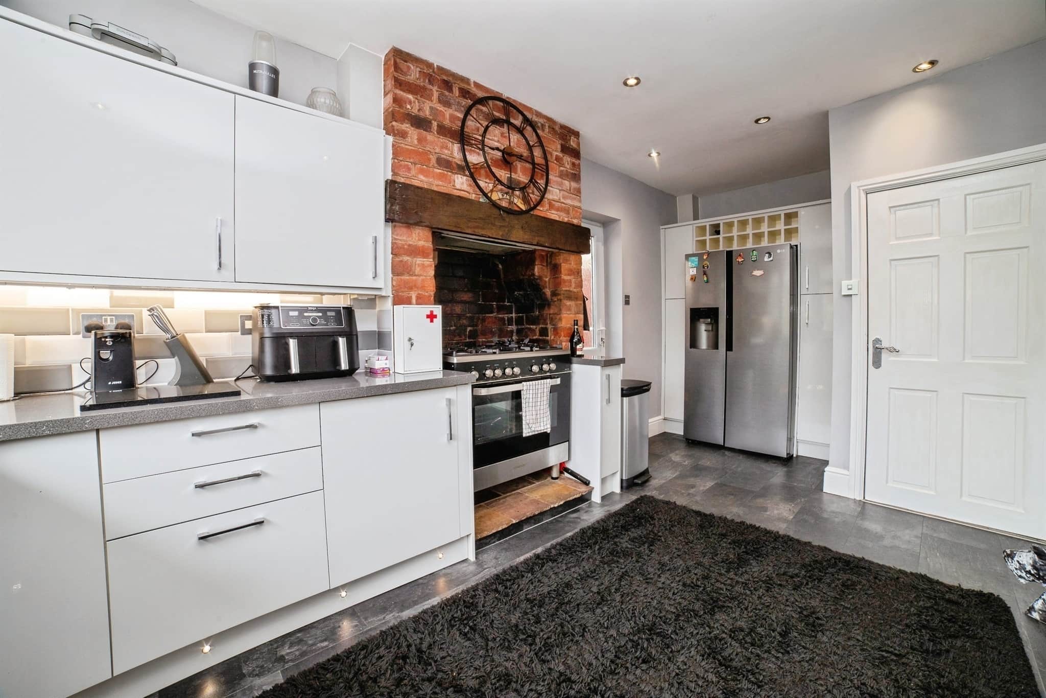 Property at Mansfield Road, Alfreton