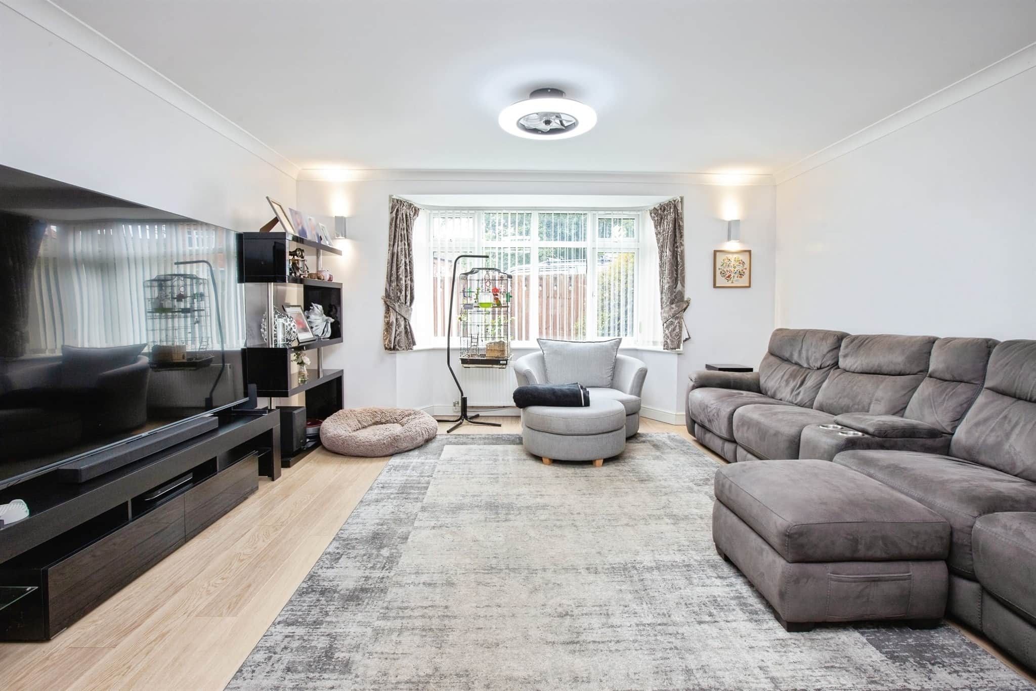 Property at Mansfield Road, Alfreton